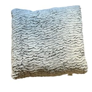 Better Homes & Gardens Texture Faux Fur Wavy Pillow, 22 x 22, Grey, Square